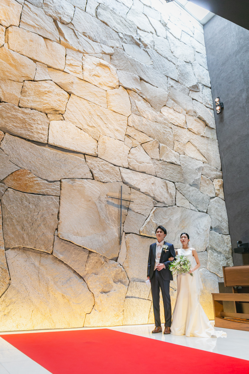 他にない石壁のチャペルで唯一無二の一枚を