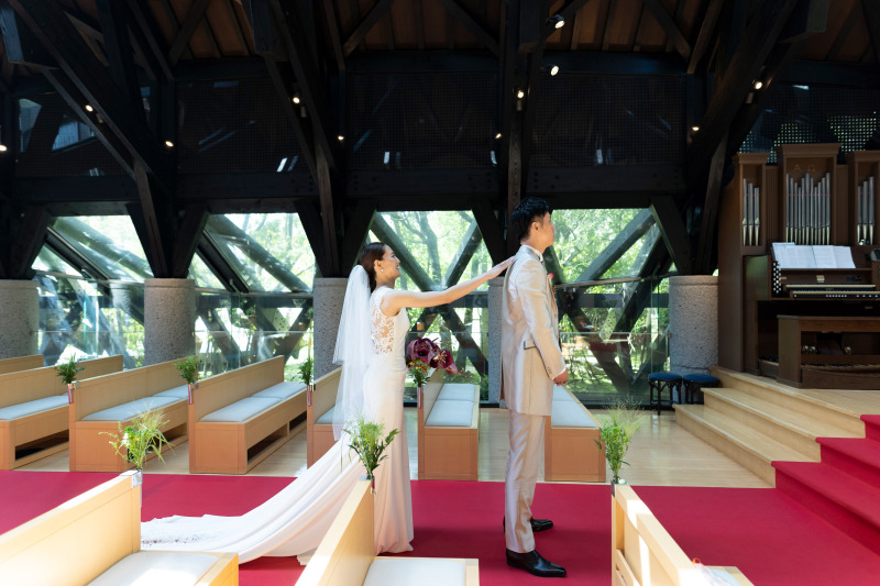 【緑に囲まれたチャペルで撮影】迎賓館フォトウェディング