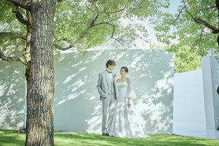 自然あふれるガーデンで撮る★洋装ロケーション撮影