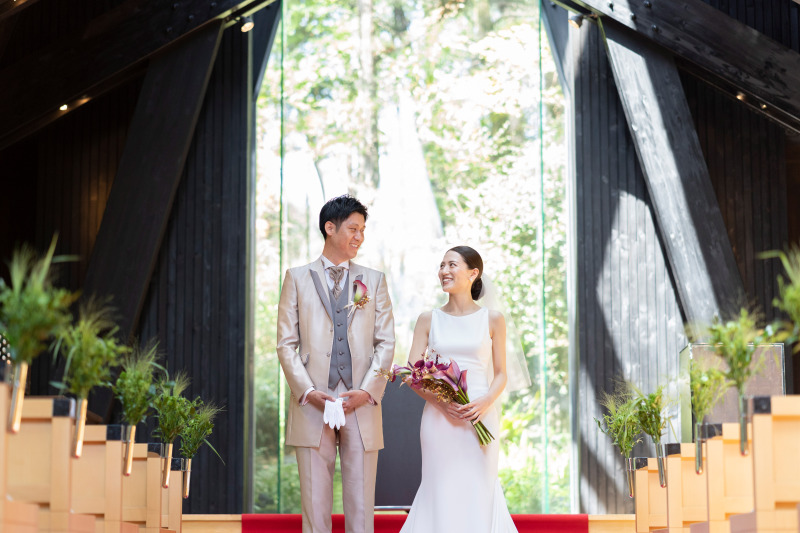 【緑に囲まれたチャペルで撮影】迎賓館フォトウェディング