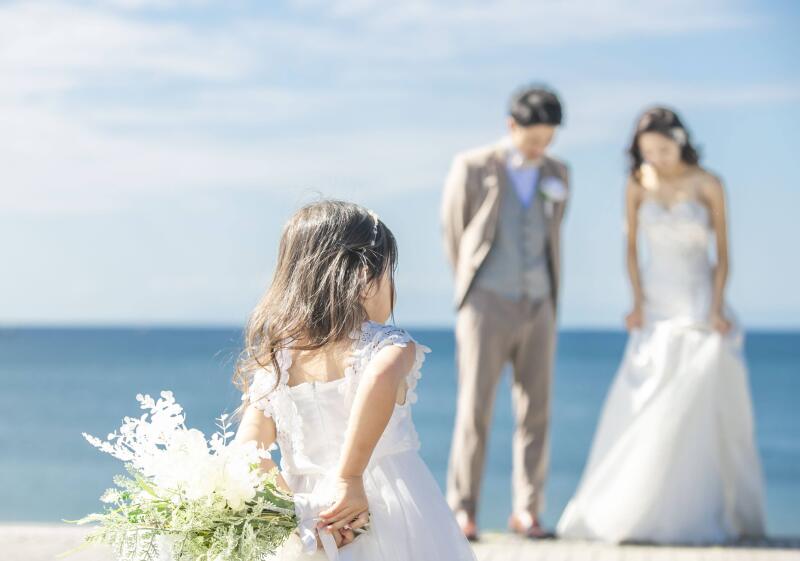 お子様にもウェディング衣装を