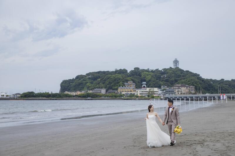 海ロケのフォトウェディングも