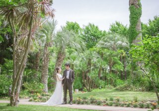 植物園がフォトウェディングの舞台に