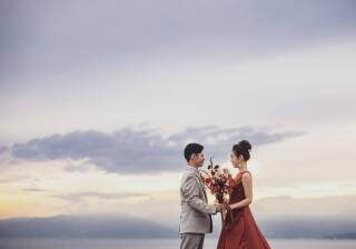 年に数回しかないマジックアワーのフォトウェディング
