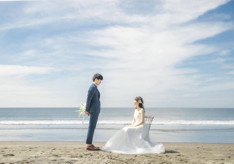 アンティークの椅子を持ち込んで