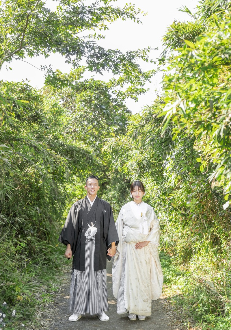 岩場へ向かう途中の小道ショット