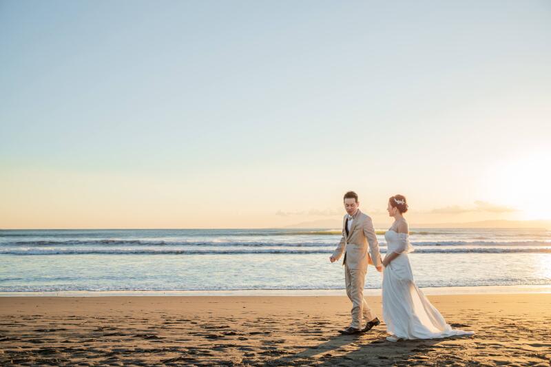 サンセットが美しいフォトウェディング