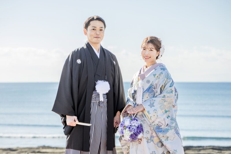 砂浜での可愛いポージング