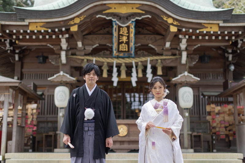 神社での和装体験。ウェディングドレスとは一味違った体験をお届けします