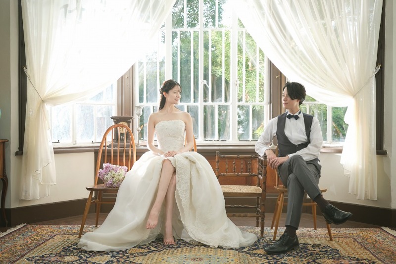 洋館ロケスタジオのフォトウェディング | ドレス1着プラン 【120カットデータ】