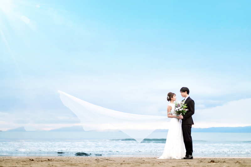 海ロケ & スタジオ撮影 | ドレス 2着プラン 【200カットデータ・レタッチ付】