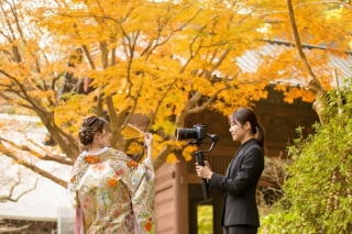 妙本寺の和装前撮りに加え、結婚式のオープニング映像が含まれた動画撮影プラン。