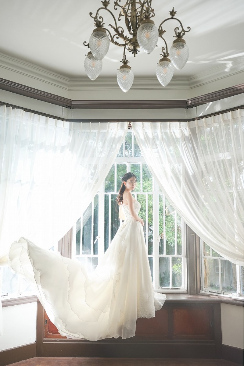 洋館ロケスタジオのフォトウェディング | ドレス1着プラン 【120カットデータ】