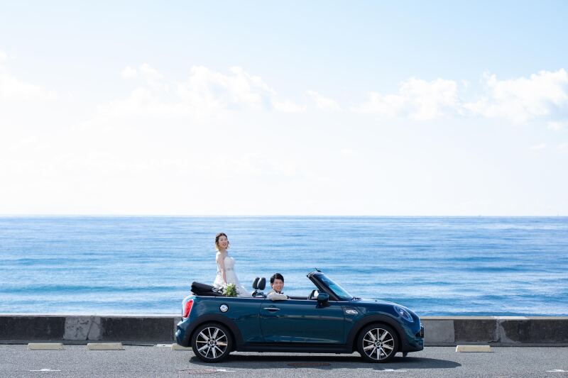 【＆ 車・バイク】自動車やバイクと共にフォトウェディング