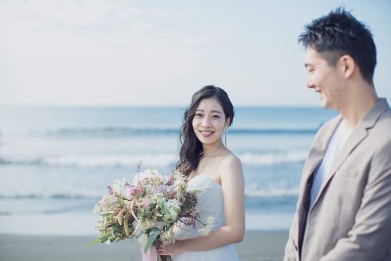 海辺のフォトウェディング | Wドレス＋和装 2着プラン 【200カットデータ・レタッチ付】