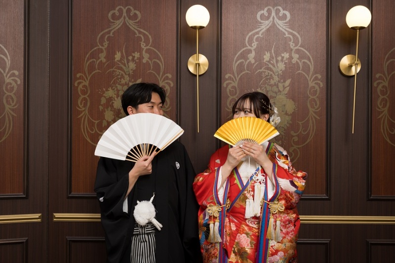 目で合図♪
