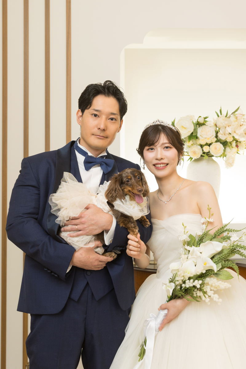 おててを繋いでスリーショット♡