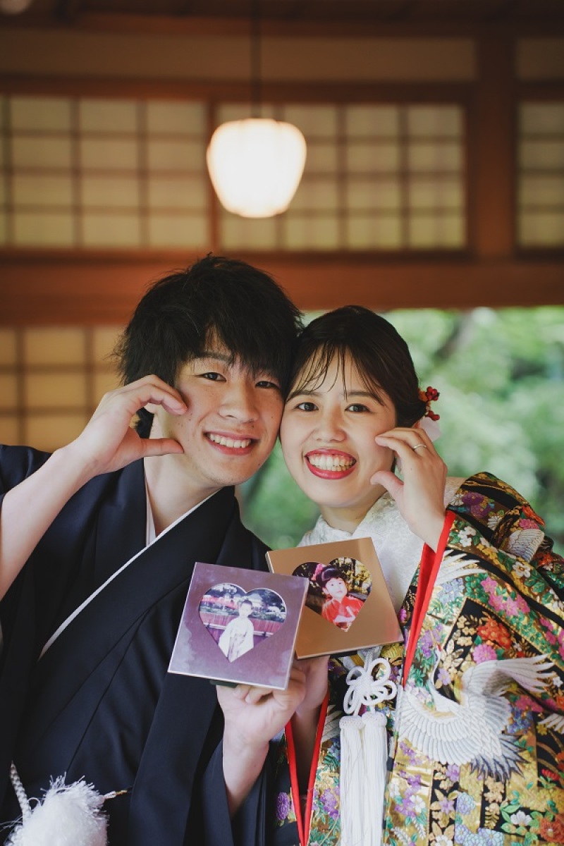 幼少期のお写真とともに顔ハート!
