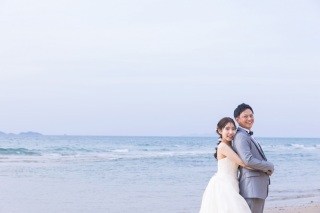 Photo Maison &eacute;crin 福岡店_洋装ロケ【奈多海岸】