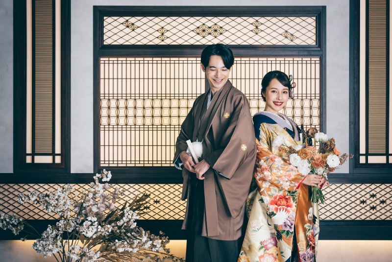 【12月末までの撮影のお客様組数限定!】残り1組!和装スタジオ撮影プラン - 和装2着&100カット付