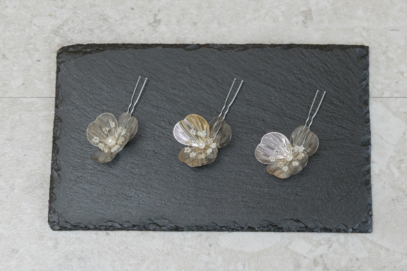 ヘアアクセサリー