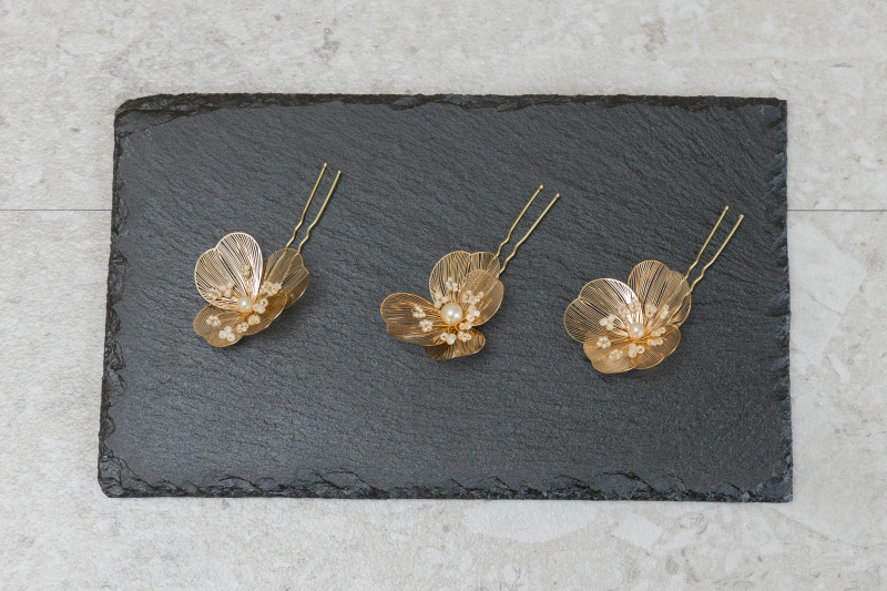 ヘアアクセサリー