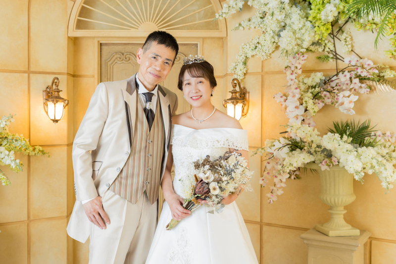 チャペル風背景で