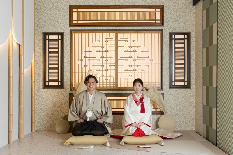 王道正座ポーズ