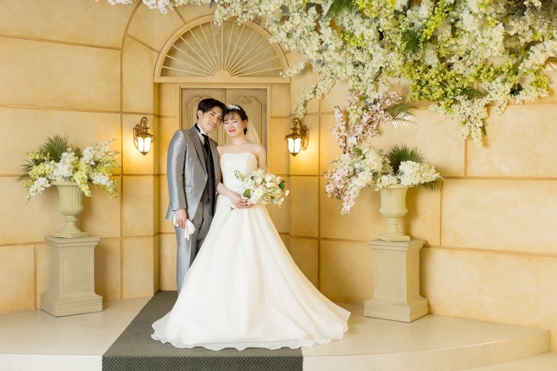 ロケーション撮影の後はスタジオで洋装のご撮影も♪