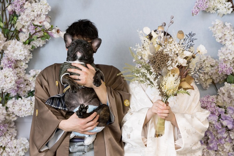 お顔を隠したニュアンスショットも♡