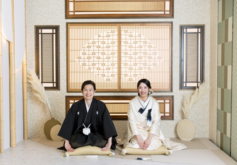 定番のお辞儀ポーズ