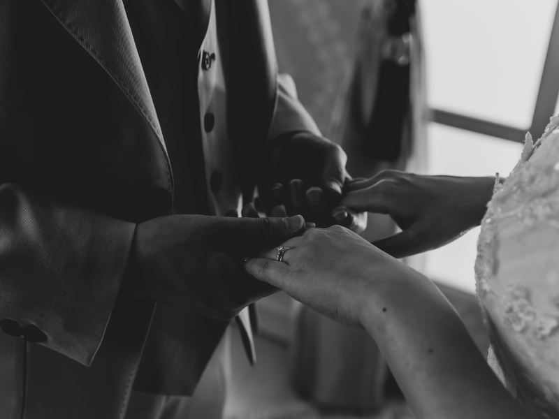 お手元を重ねて...