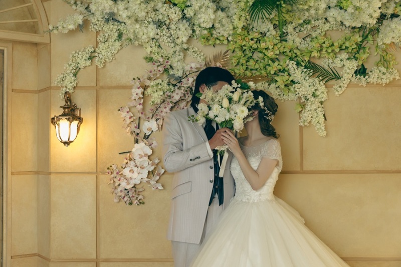 お顔隠しのショット