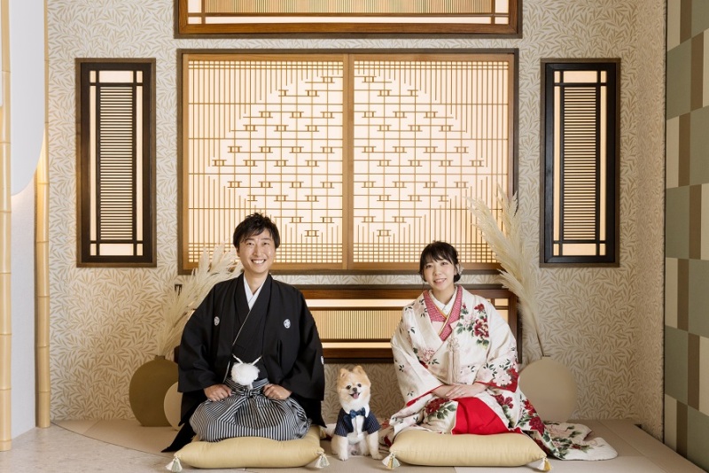 正座のポーズでの1枚♩