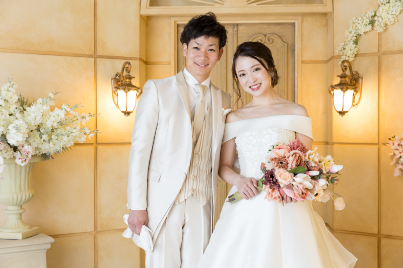 お好きなお衣裳3着と背景5シーン♡