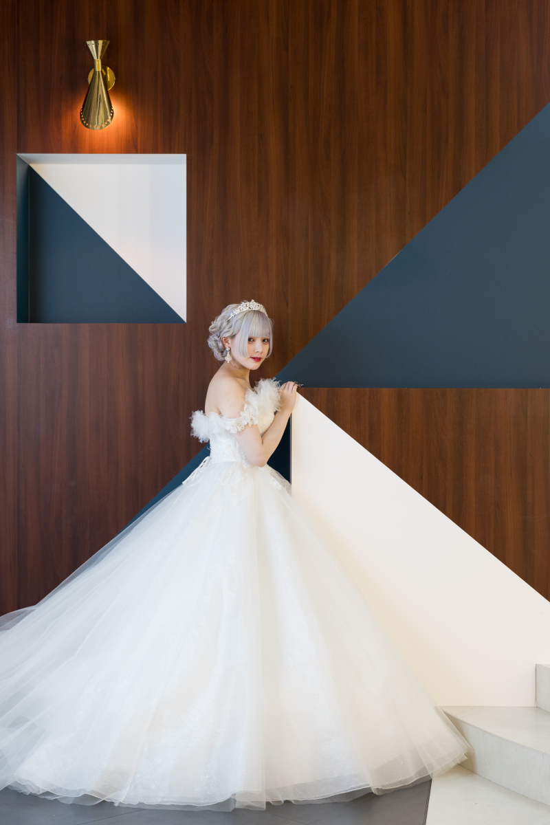 シックな背景でクールに