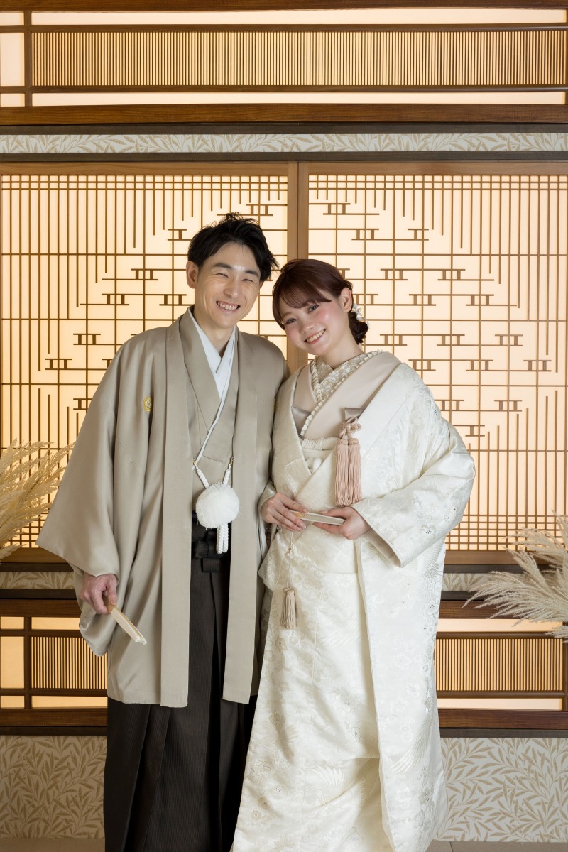 淡いカラーでまとまった和装コーデ