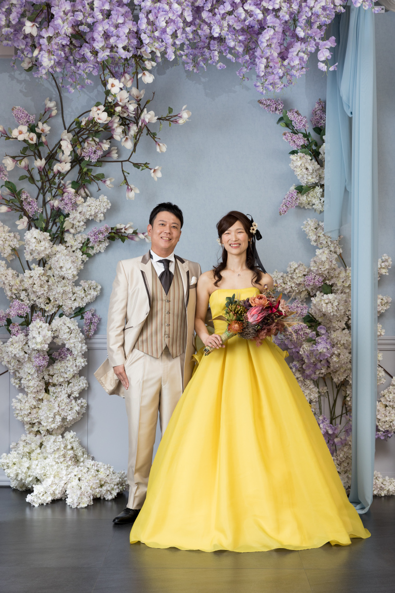 赤のブーケが引き締めてくれます!