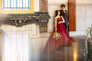 カラードレスで市政資料館