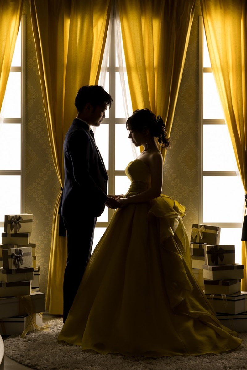 シルエット撮影でドラマチックなお写真も♡