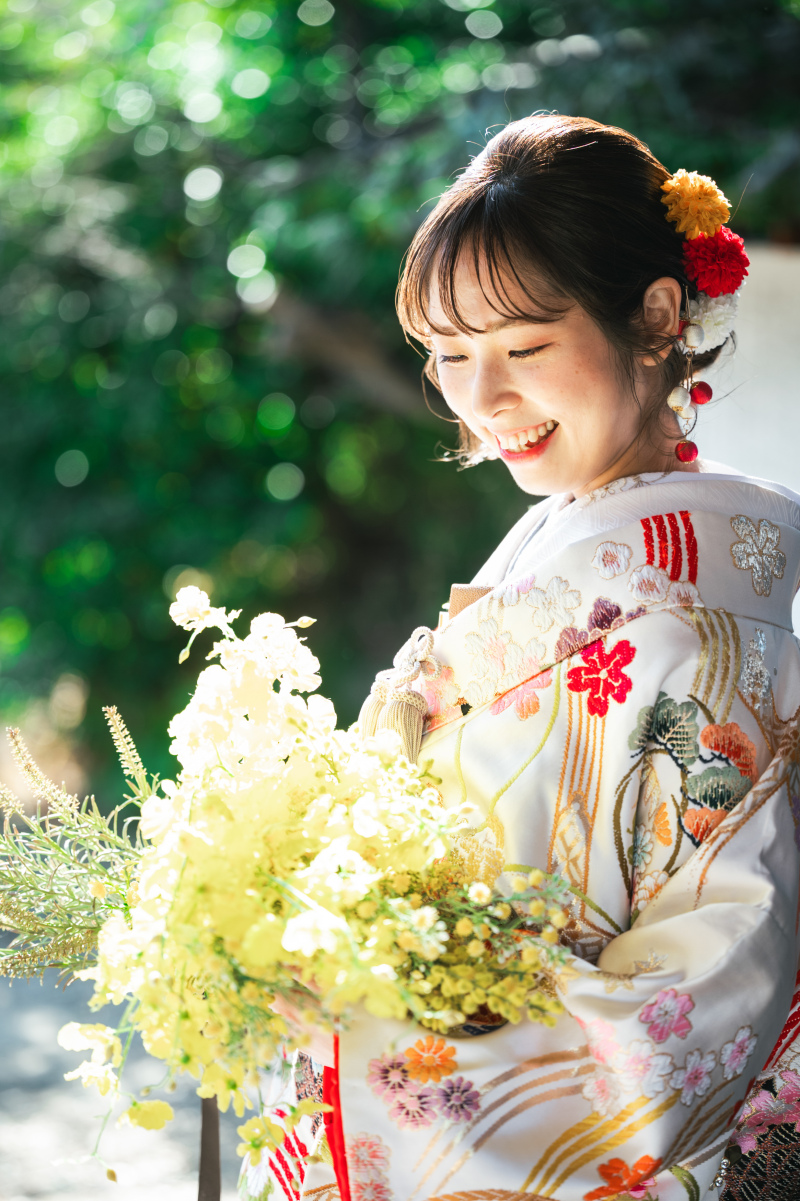 撮影のスタートはご新婦様のソロカットから!