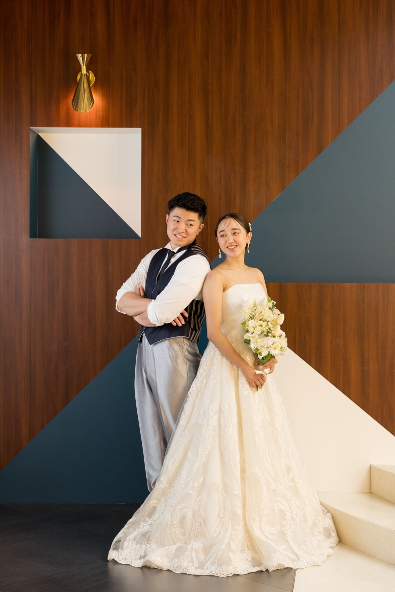 ジャケットを脱いでイメージチェンジも!