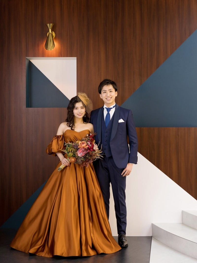 最後はカラードレスでお洒落に♪