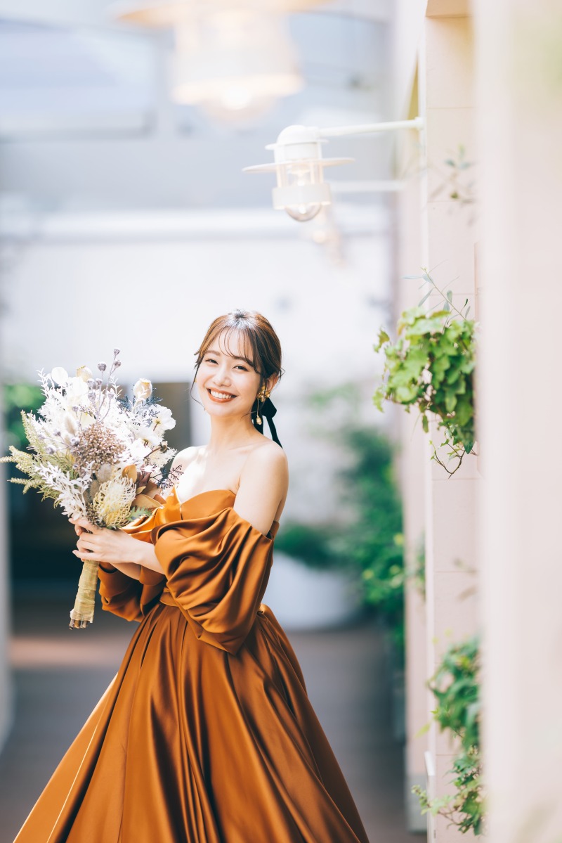 カメラ目線でニッコリ