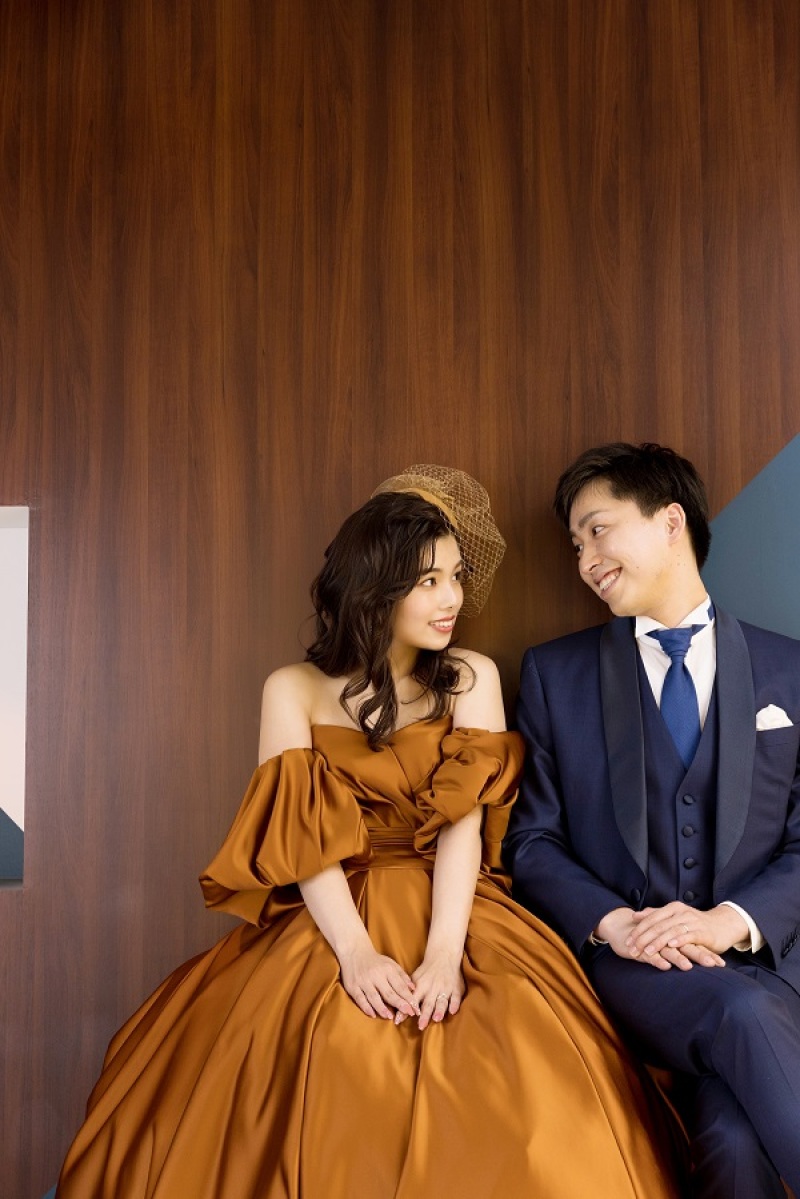 楽しそうに見つめ合うご新郎様とご新婦様♪