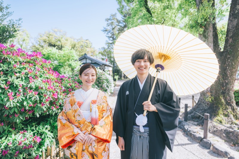 【通常価格250,800円(税込)が期間限定で7万円OFF!】★衣裳差額なし★和装ロケーション12Pアルバム付き撮影プラン
