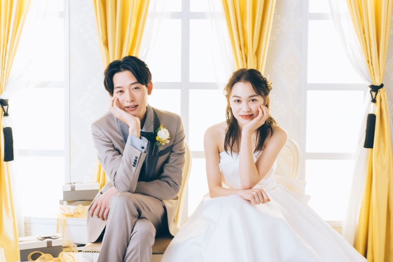 【通常価格184,800円(税込)が期間限定で7万円OFF!】【衣裳差額なし】洋装スタジオ撮影+12Pアルバム付きプラン