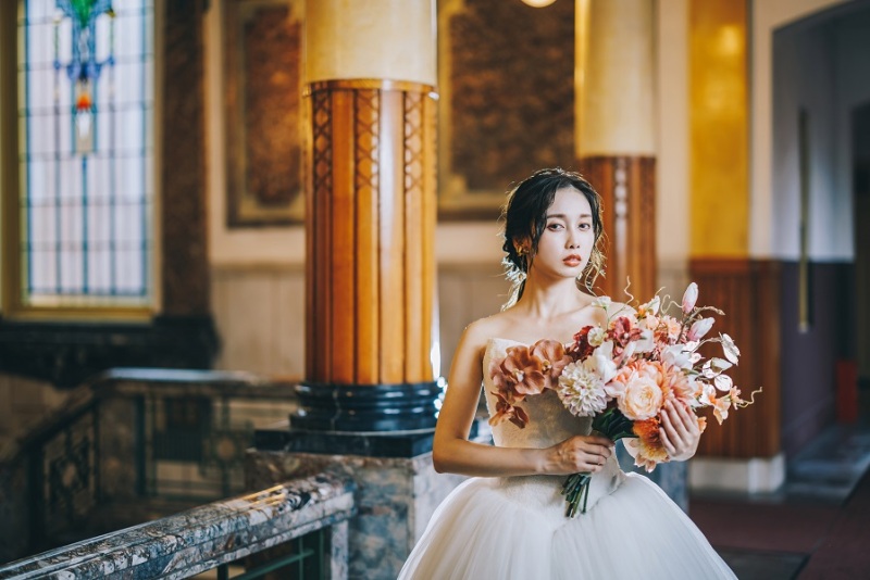 【通常価格250,800円(税込)が期間限定で7万円OFF!】【衣裳差額なし】 洋装ロケーション12Pアルバム付き撮影プラン