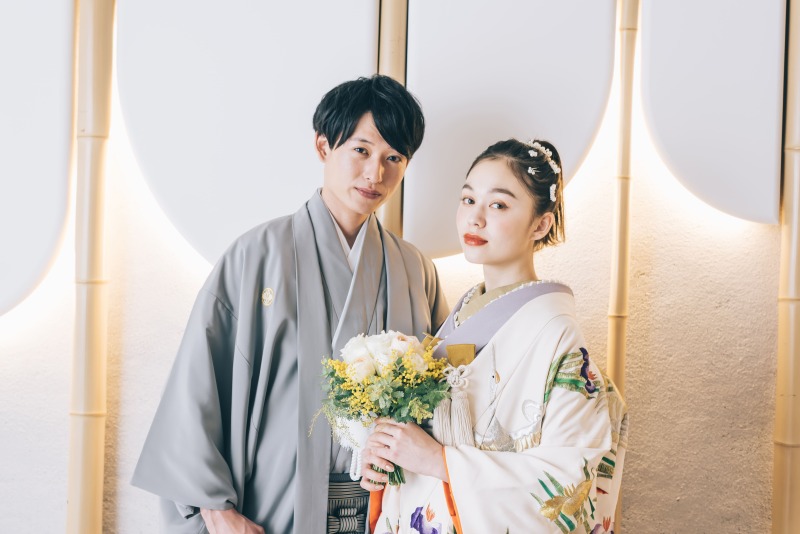 【通常価格228,800円(税込)が期間限定で7万円OFF!】【衣裳差額なし】和装洋装スタジオ撮影+12Pアルバム付きプラン