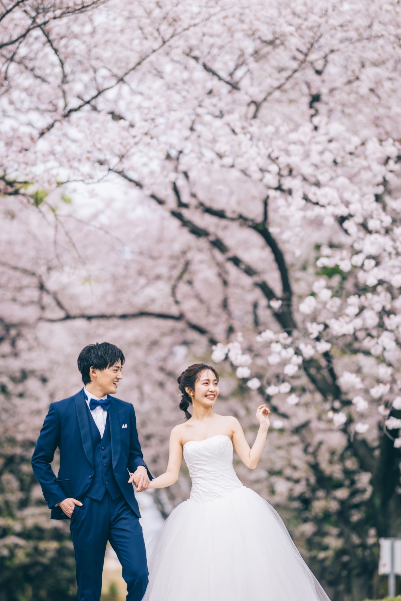 ★予約受付開始★【早い者勝ち！3月・4月組数限定★春プラン★】洋装桜ロケーション撮影！データ100カット付きプラン！